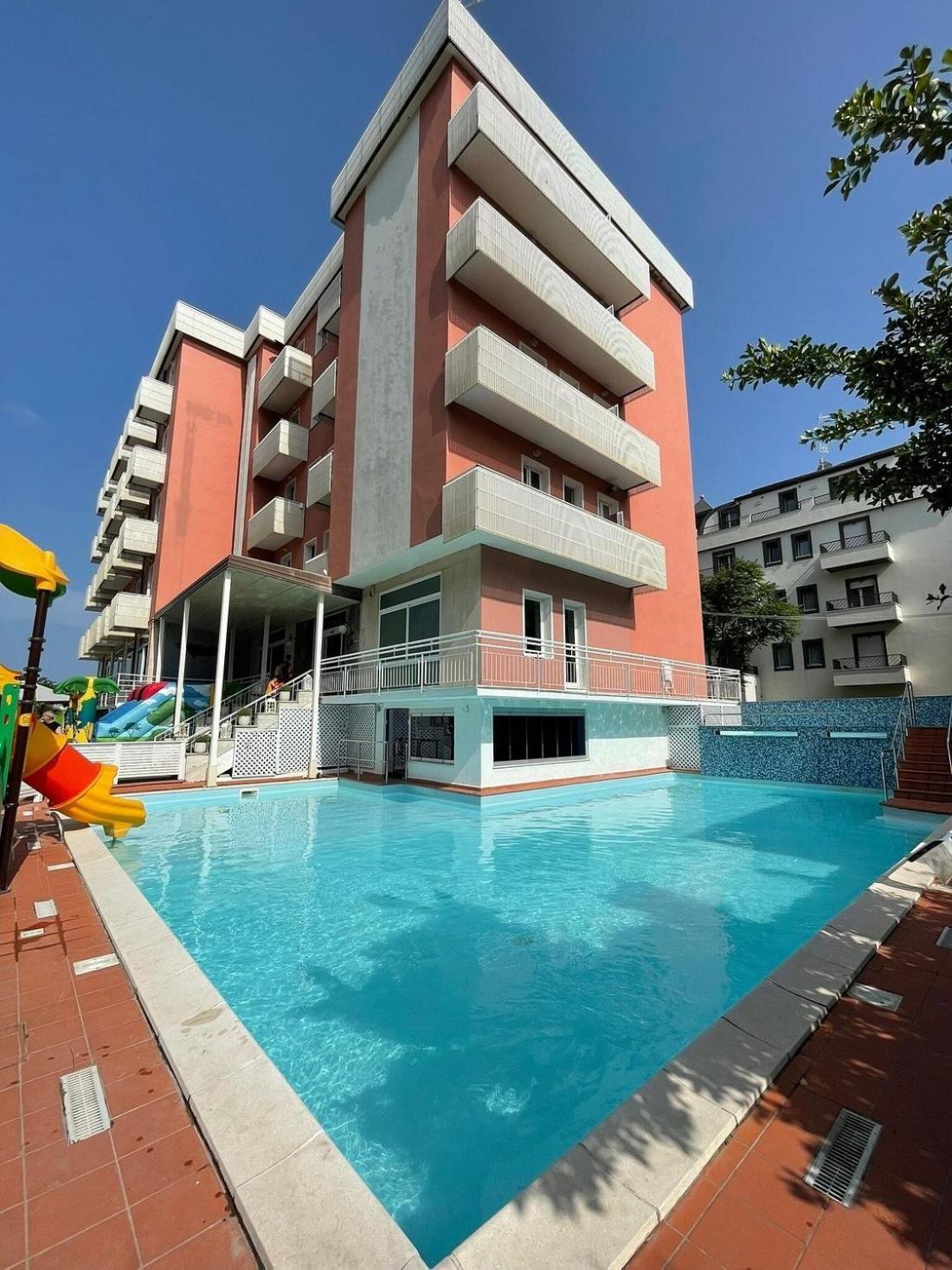 Hotel Delfino Milano Marittima Eksteriør bilde