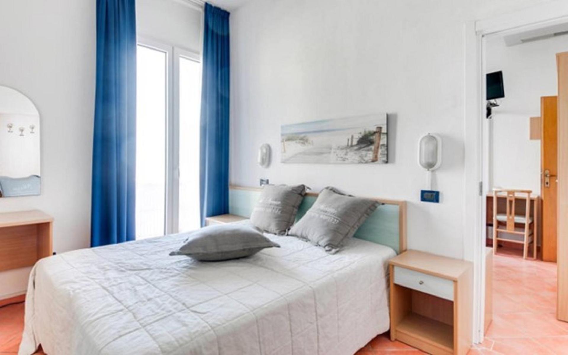 Hotel Delfino Milano Marittima Eksteriør bilde