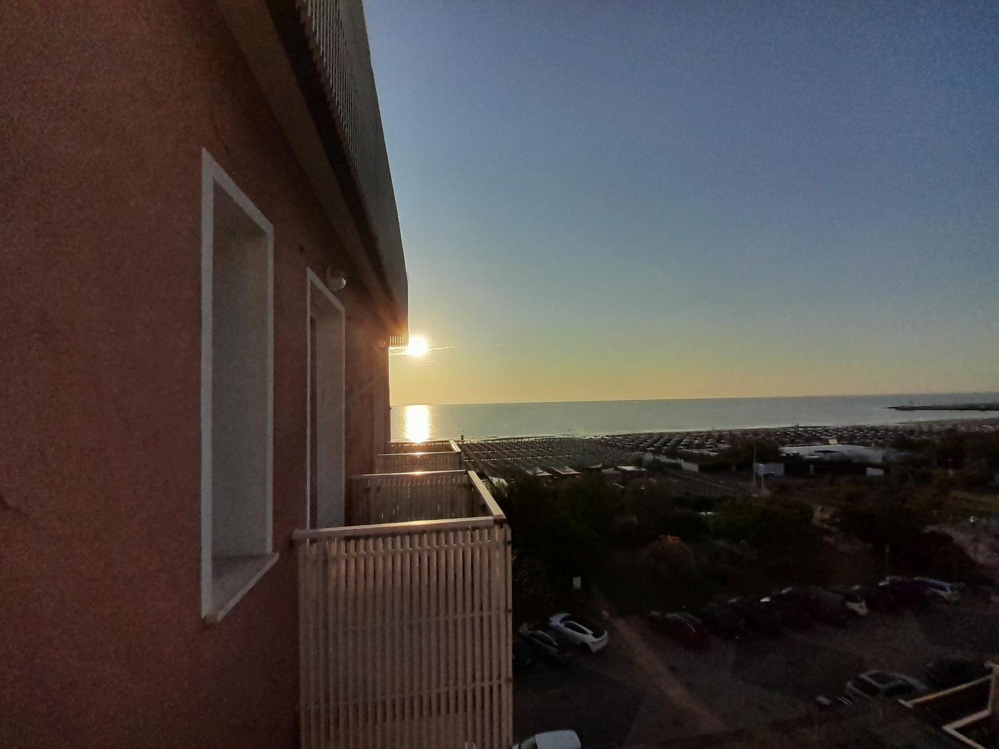 Hotel Delfino Milano Marittima Eksteriør bilde
