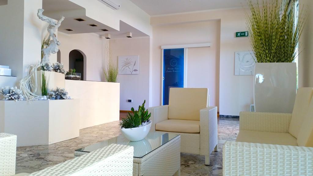 Hotel Delfino Milano Marittima Eksteriør bilde